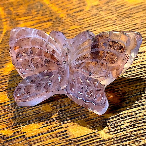 BUTTERFLY FIRE QUARTZ CARVED CRYSTAL HEALING STONE NEW - Picture 2 of 8